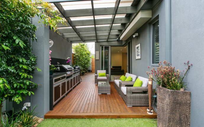 Входные железные двери от производителя в москва